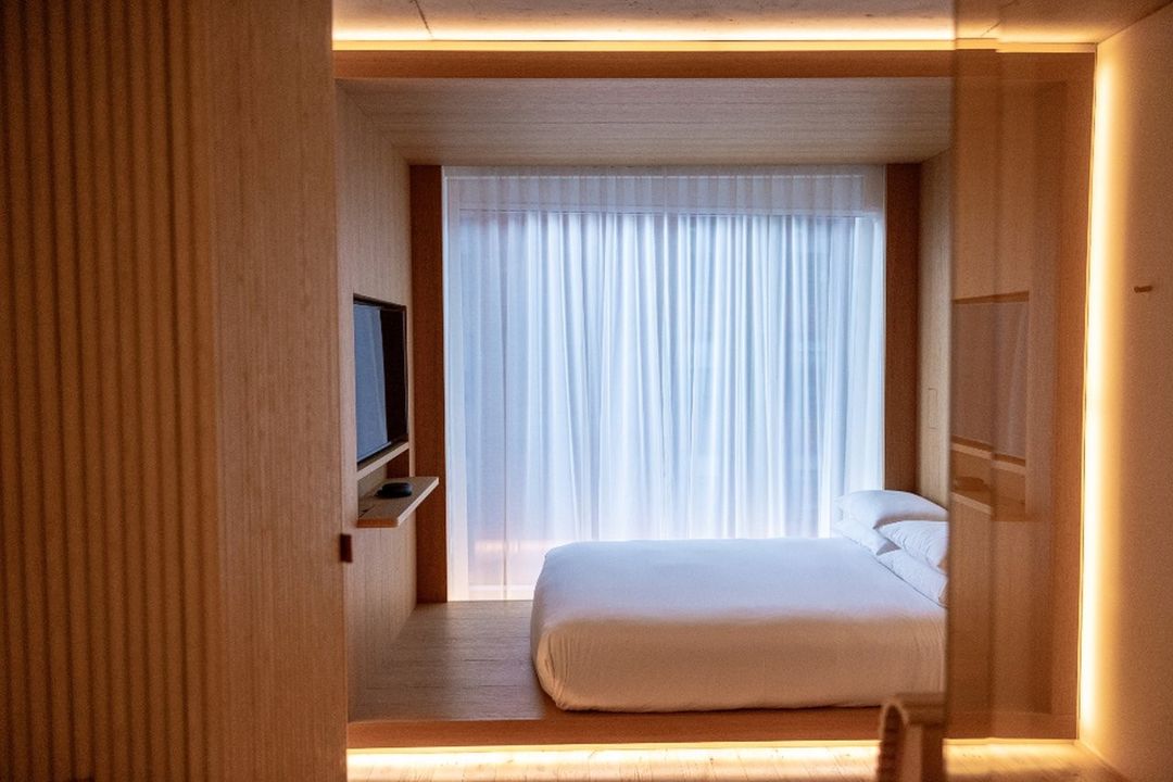 Bedroom, photo 2 of 6