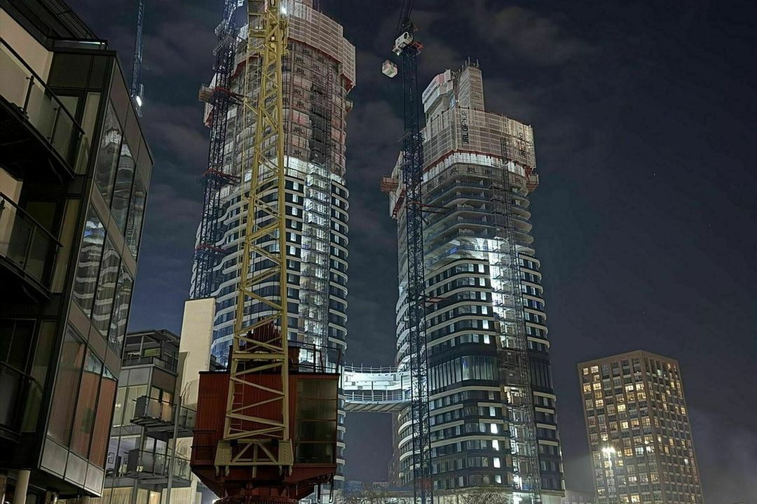 Building, photo 2 of 5