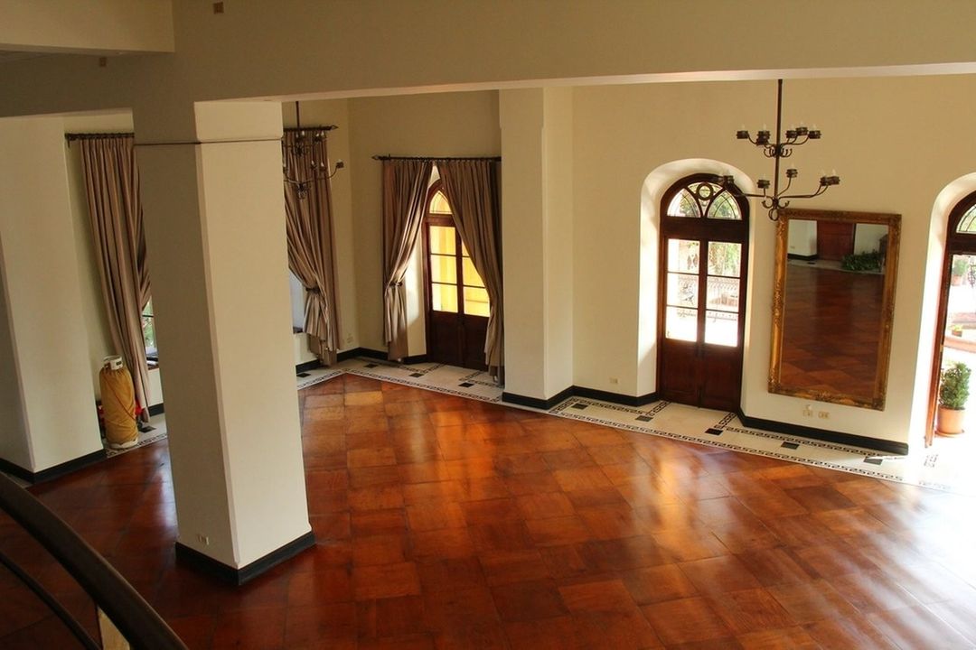 រូបថតទី 4 ក្នុងចំណោម 6